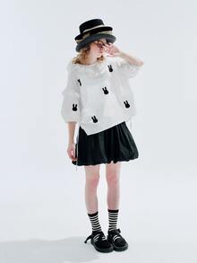 Blusa con estampado de conejo ribete con fruncido de manga farol - Blanco - Ver 4