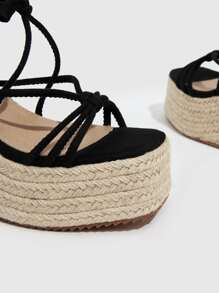 Styleloop Sandalias de tiras con decoración de nudo, sandalias de cuña para vacaciones, calzado de verano en oferta. Zapatos con estilo bohemio, vintage y rústico para el verano, otoño, Halloween y Navidad - Negro - Ver 4