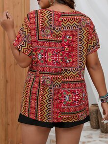 SHEIN Holidaya Plus Floral Print Top & Shorts Set - Multicolor - View 2