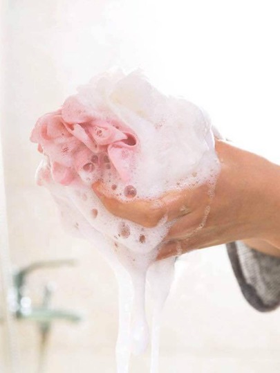 1 كرة رغوية ناعمة من البولي إيثيلين لتنظيف الجسم، فرشاة تقشير ذات لونين لتنظيف الظهر، لوفة استحمام، إكسسوارات حمام منزلية، ديكور منزلي، عودة إلى المدرسة