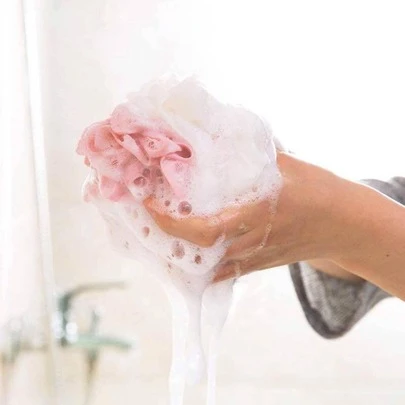 1 件装 PE 柔软泡沫网球身体皮肤清洁剂，双色去角质刷背部刷淋浴丝瓜络浴室配件家居浴室装饰秋季装饰返校