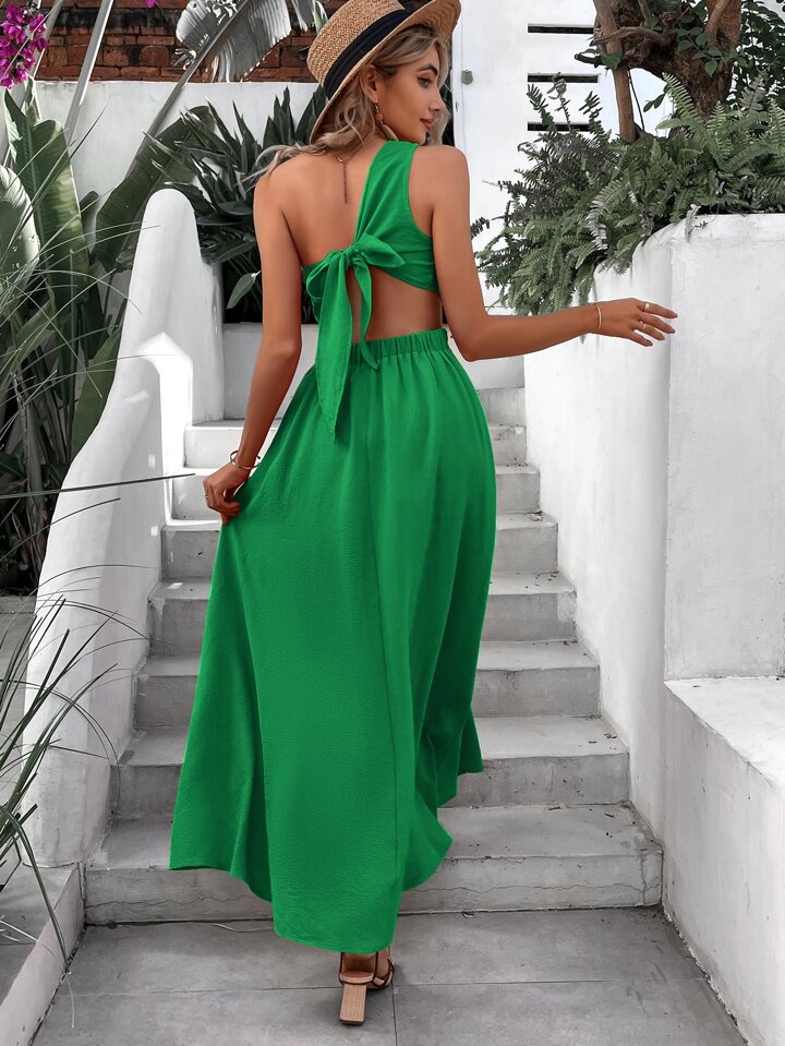 Robe asymétrique dos nu 2025