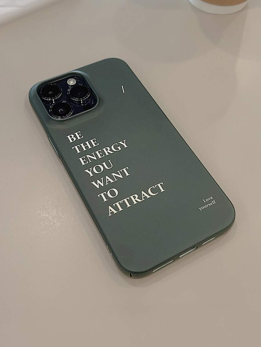 Funda de teléfono con gráfico de letra de manzana verde compatible con iPhone15/15Plus/15Pro/15Promax, resistente al agua, a los golpes y a los arañazos - Multicolor - Ver 1