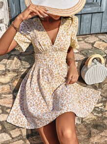 SHEIN Frenchy Ditsy Floral Print Ruched Waist Dress - Yellow - View 6