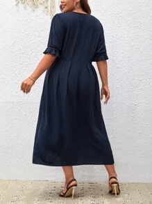 SHEIN LUNE Đầm Plus Size Xù Nút phía trước màu trơn Giải trí - Màu xanh hải quân - Xem 2