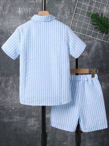 SHEIN Chemisette À Rayures Pour Garçonnet Avec Poches Et Short Assorti Mais Sans Tee-shirt