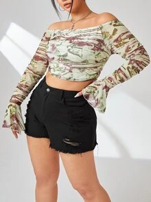 SHEIN Privé Plus Allover Print Off Shoulder Flounce Sleeve Crop Top - Multicolor - View 4