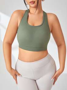 Yoga Basic Plus Solid Racer Back Sports Bra - Green - View 3