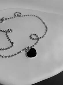 Collar con accesorio de corazón - Negro - Ver 5