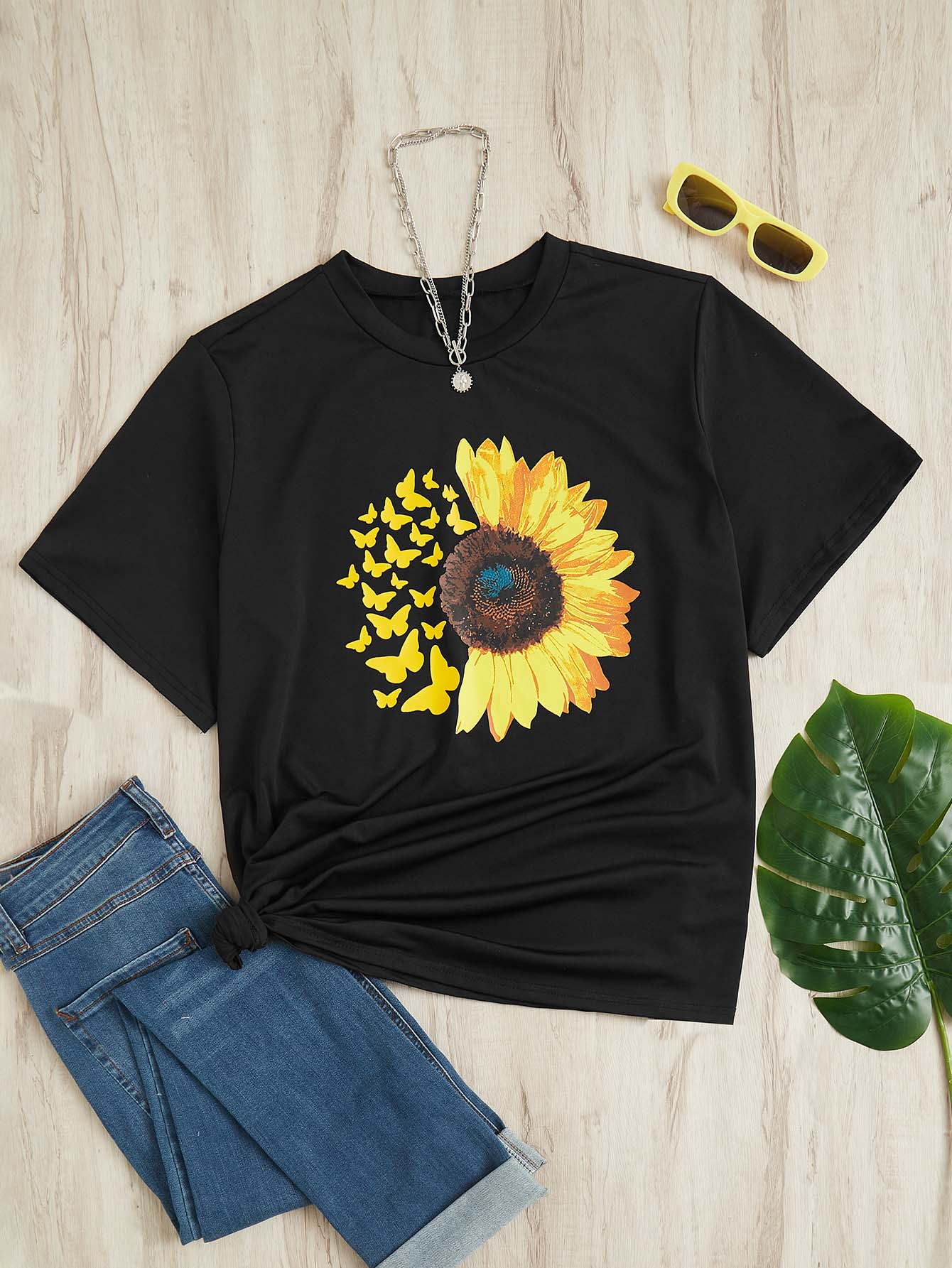 SHEIN LUNE Plus Sunflower & Butterfly Print Tee - Black - View 1
