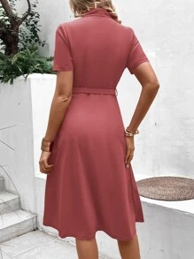 SHEIN VCAY 素色百褶細節繫腰帶洋裝 - 粉色 - 查看 2