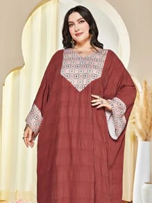 Al Najma Plus Geo Print Batwing Sleeve Dress - Pink - View 3