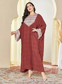 Al Najma Plus Geo Print Batwing Sleeve Dress - Pink - View 5