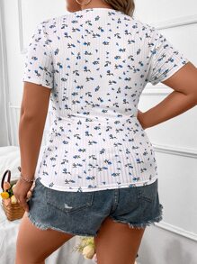 Celure Plus Ditsy Floral Print Knot Front Tee - White - View 2