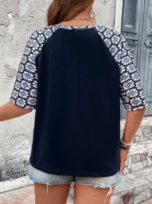 SHEIN LUNE Camiseta con estampado floral de manga raglán - Negro - Ver 2