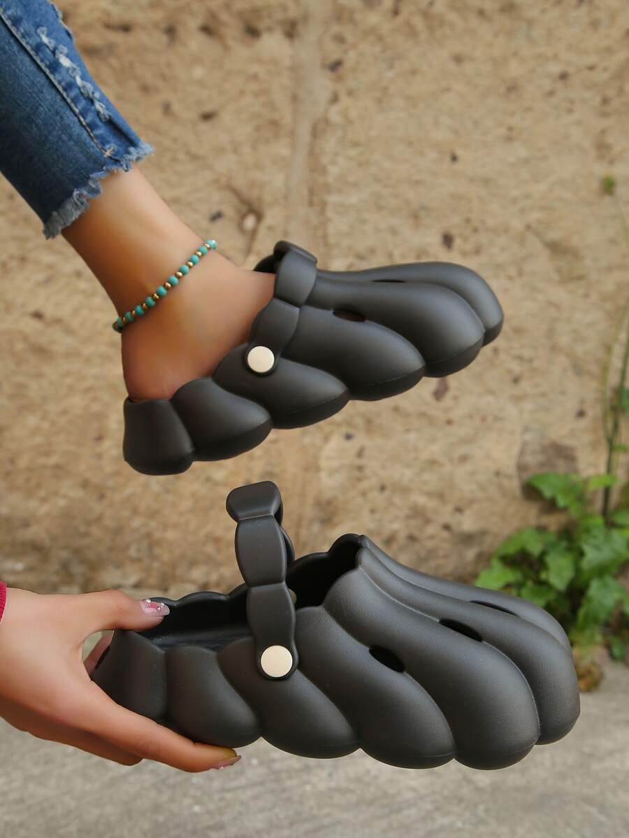 女士透氣鏤空木底鞋時尚黑色EVA透氣木底鞋適合室內和室外