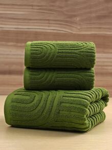 QIBHI 半片提花（轻薄）面料，不厚重，可选作毛巾或浴巾，多种尺寸可选，方便居家、旅行、招待客人使用，毛圈布，吸水性强，柔软舒适，可用作家用洗脸巾或浴巾，适用于浴室、游泳池等场所，也可作为美容院、酒店、运动场所、家居用品等的奢华浴巾，适合护肤用途。