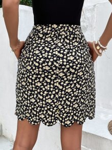 SHEIN VCAY 1pc Ditsy Floral Scallop Trim Slant Pocket Skirt - Multicolor - View 2