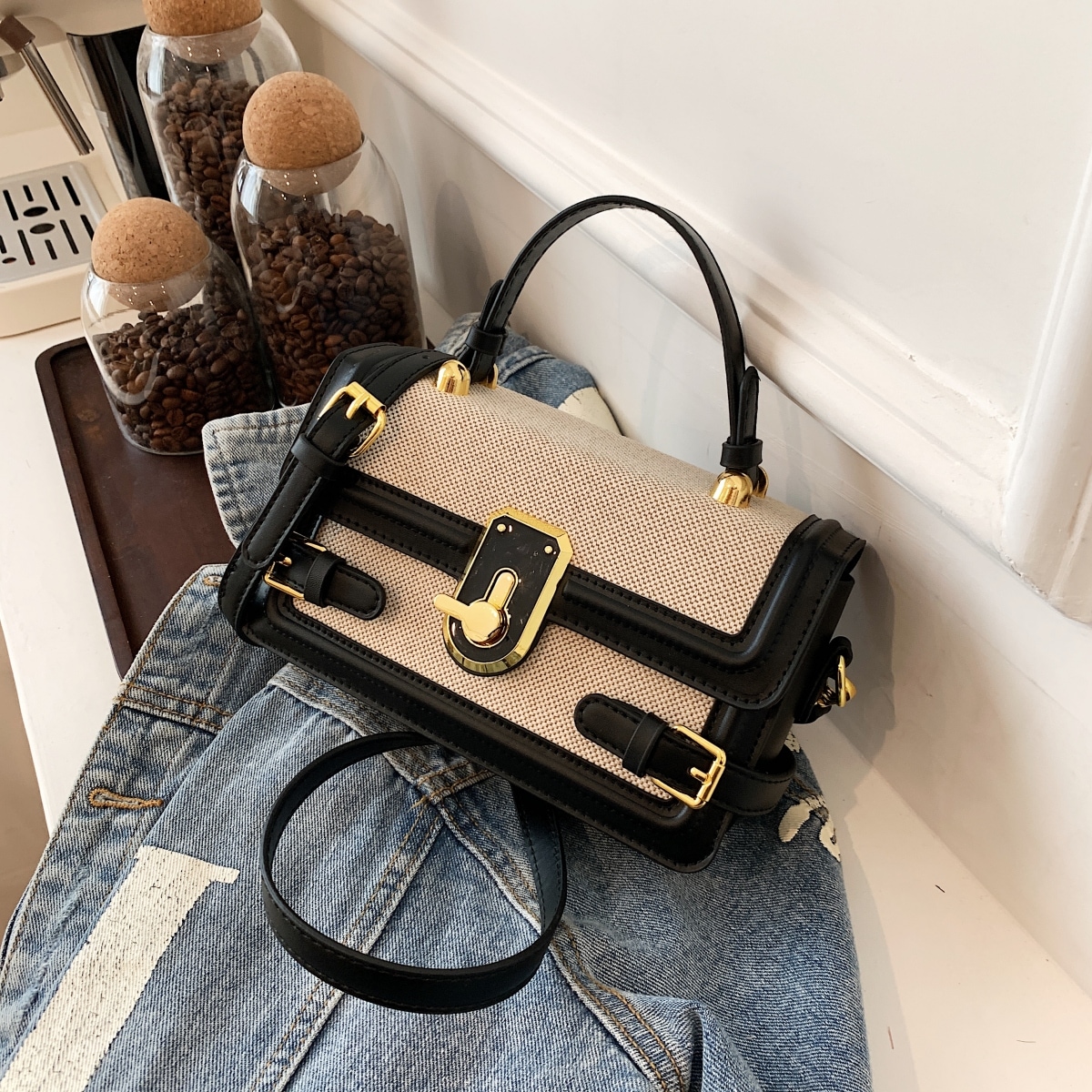 Bolso pequeño de alta gama para mujer 2026 Nuevo bolso de moda de verano de estilo cruzado Bolso cuadrado pequeño versátil y popular entre celebrid