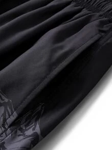 Manfinity Quần short nam đi biển Dây kéo Túi Đồ họa - màu đen - Xem 4