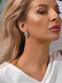 اقراط مسماري مكعب زركونيا زخرفة