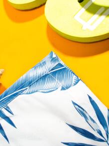 Manfinity Hombres Shorts de natación con estampado tropical de cintura con cordón - Multicolor - Ver 4