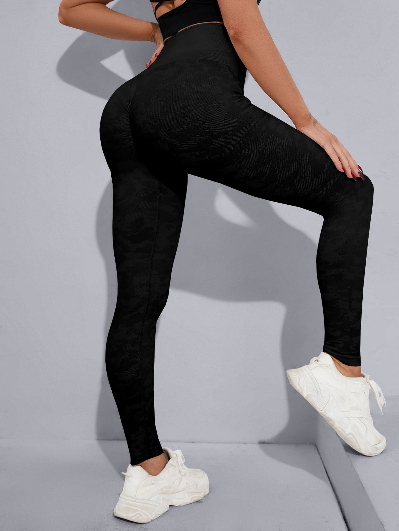 Easithlete Solid Tummy Control Sports Leggings - Black - View 1