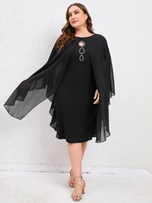 SHEIN Clasi Vestido con diseño de diamante de imitación de manga capa - Negro - Ver 3