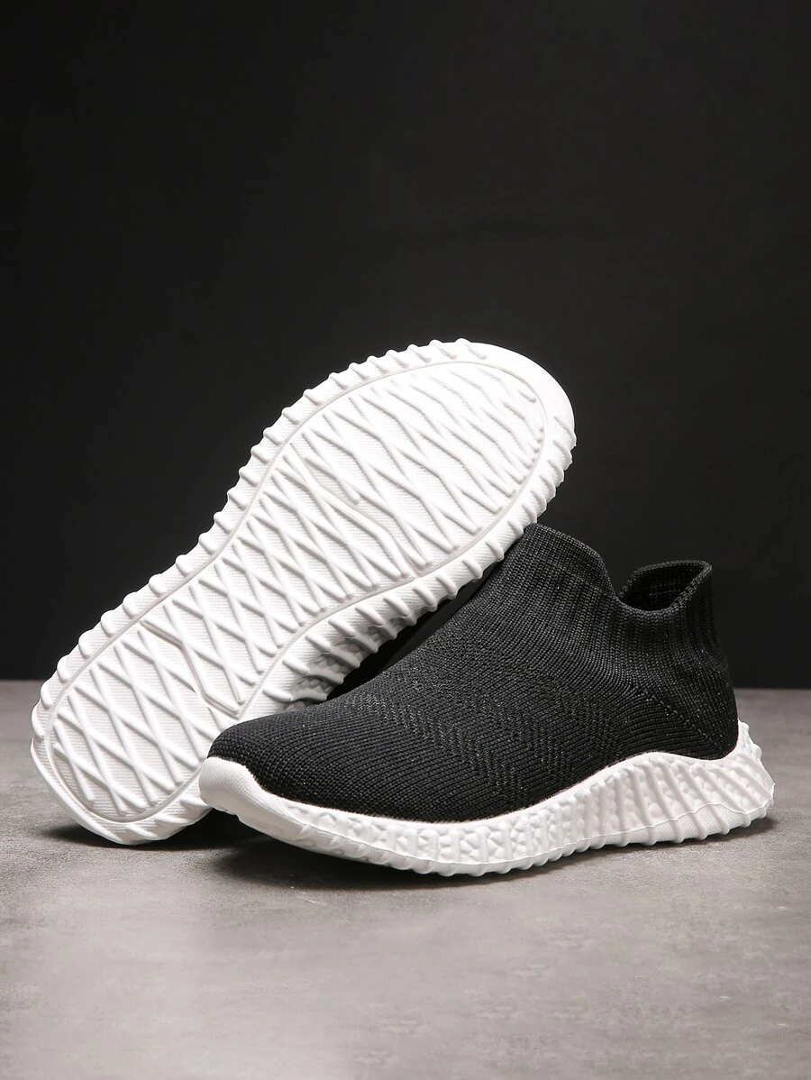 男孩極簡透氣低幫運動戶外運動鞋