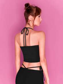 SHEIN ICON 鏤空十字交叉後背繫帶掛脖上衣 - 黑色 - 查看 4