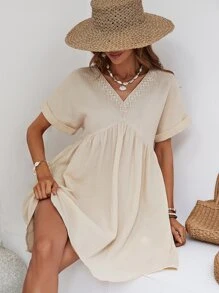 SHEIN VCAY 拼接水溶蕾絲蝙蝠袖娃娃裙 - 米色 - 查看 4