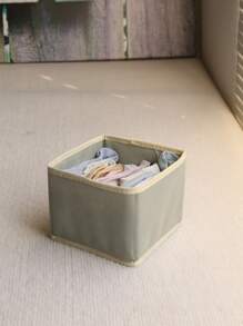 Hộp đựng quần áo không dệt PP chất lượng cao, có thể giặt, gấp gọn, không mùi, nhiều màu sắc và kích cỡ. Hộp đựng quần áo không dệt có khóa kéo đáy, có thể gấp gọn để cất giữ và sắp xếp đồ chơi, quần áo và các vật dụng khác. - Màu Xám nhạt - Xem 6