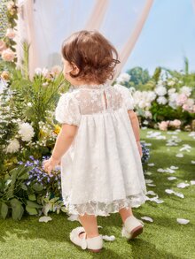 SHEIN Glamorique Kids Baby Girl's Summer White Lace Mesh Flower Bubble Sleeve Dress For Formal Occasions - White - View 2