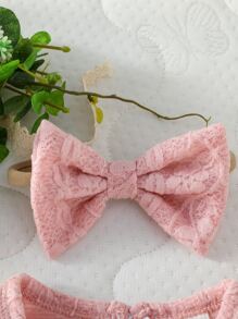 SHEIN Baby Girl Newborn Solid Ruffle Trim Romper