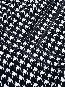 Houndstooth Print A-line Dress - Black and White - View 5