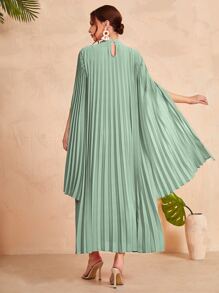 Modelyn Cloak Sleeve Pleated Dress - Mint Green - View 2