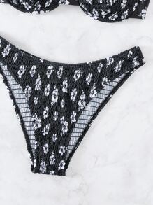 SHEIN Swim 夏季海滩花卉印花比基尼套装褶饰钢圈文胸上衣和比基尼下装 2 件套比基尼 - 黑與白 - 查看 4