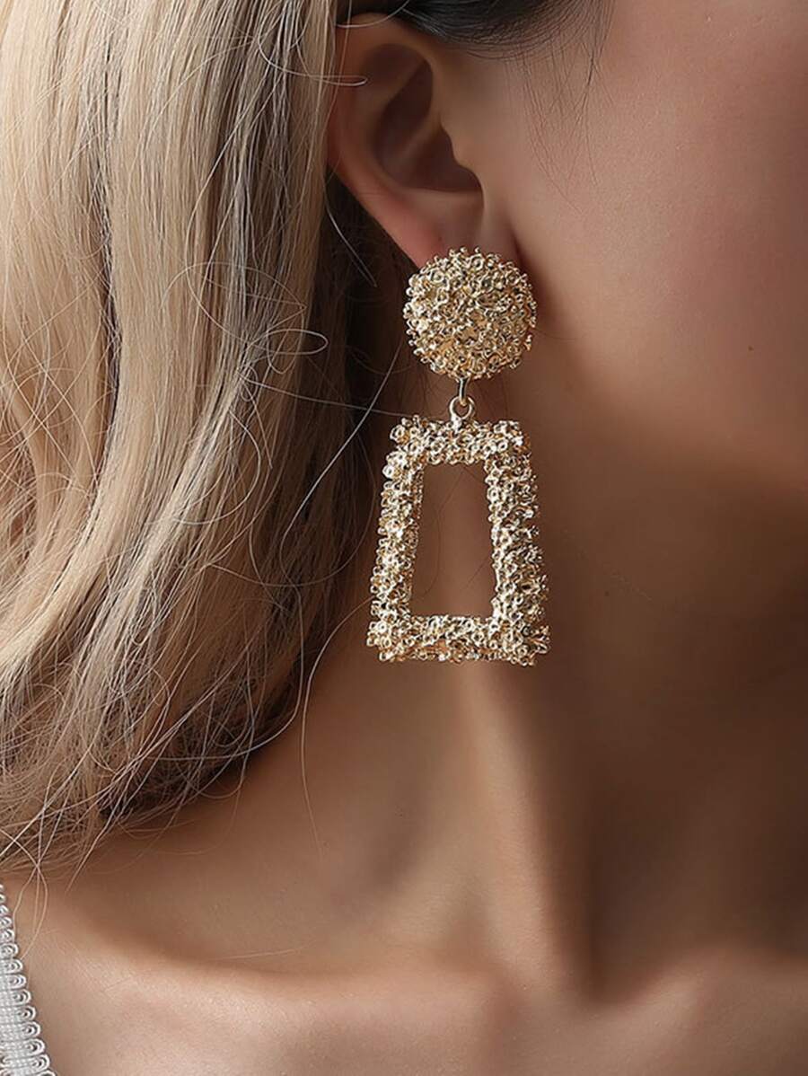 Pendientes largos geométricos con textura - Dorado - Ver 1