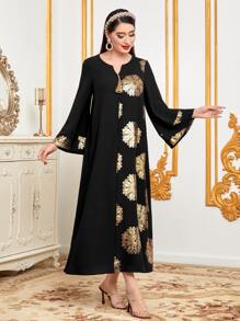 Al Najma Gold Graphic Print Notched Neckline Jalabiya, Modest Kaftan - Black - View 4