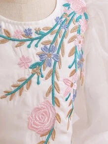SHEIN 小女童花卉刺繡荷葉袖上衣和腰帶半身裙 - 彩色 - 查看 3