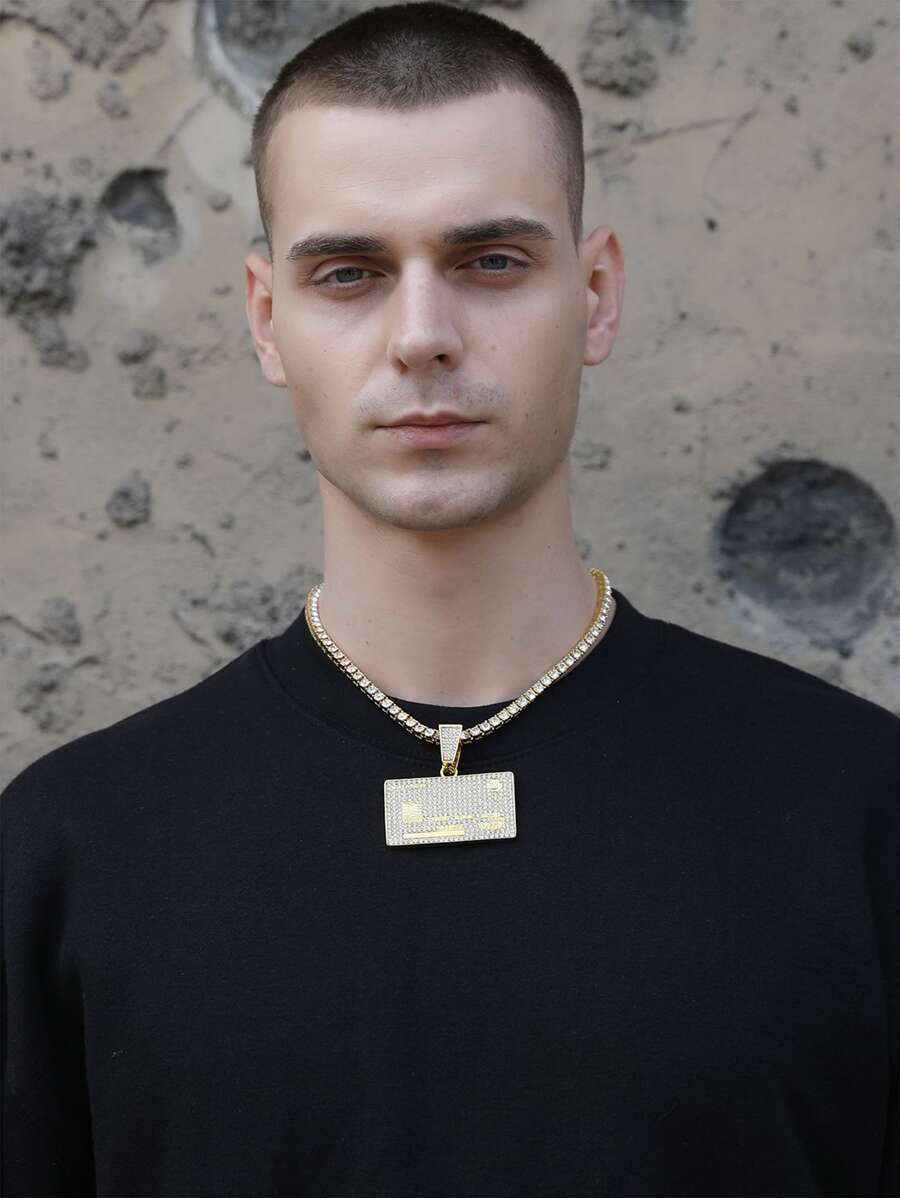 Collar con colgante cuadrado con detalle de letra y decoración de diamantes de imitación para hombre, estilo Punk Hip Pop, para regalo de joyería y fiesta - Dorado - Ver 1