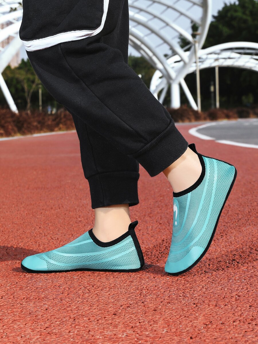 Sporty Aqua Shoes For Boys, Geometric Pattern Slipon Water Shoes