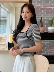 DAZY Striped Print Contrast Binding Tee,Crop Tops Women - Black and White - View 1