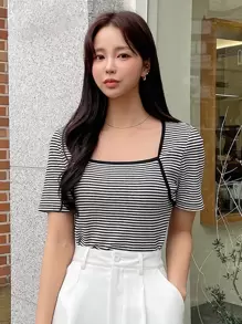 DAZY Striped Print Contrast Binding Tee,Crop Tops Women - Black and White - View 2