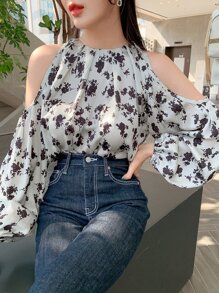 DAZY Áo cánh tay dài in họa tiết hoa hở vai tay loe - Màu Xám nhạt - Xem 7
