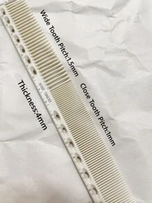 Cutting Comb, 1pc Double-Ended Salon Hairdressing Comb With Scale, Hairdressing Comb For All Types Hair, Heat Resistant Barber Comb, Hair Brush For Women Men - Beige - View 5