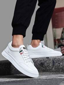 男士时尚休闲运动鞋，简约百搭，舒适透气防滑户外低帮运动鞋