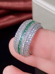 女士优雅方晶锆石装饰戒指