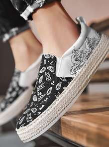 Men Paisley Pattern Slip On Canvas Shoes, Sporty Outdoor Sneakers - Multicolor - View 5