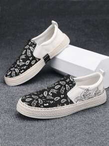 Men Paisley Pattern Slip On Canvas Shoes, Sporty Outdoor Sneakers - Multicolor - View 7